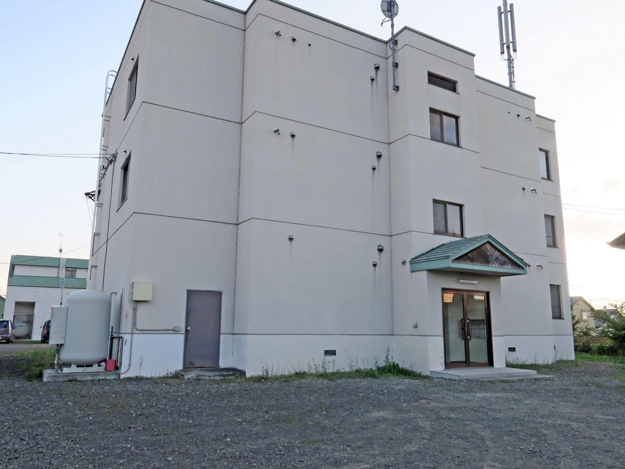 Frontier Sunrise Villa Kamifurano Bagian luar foto